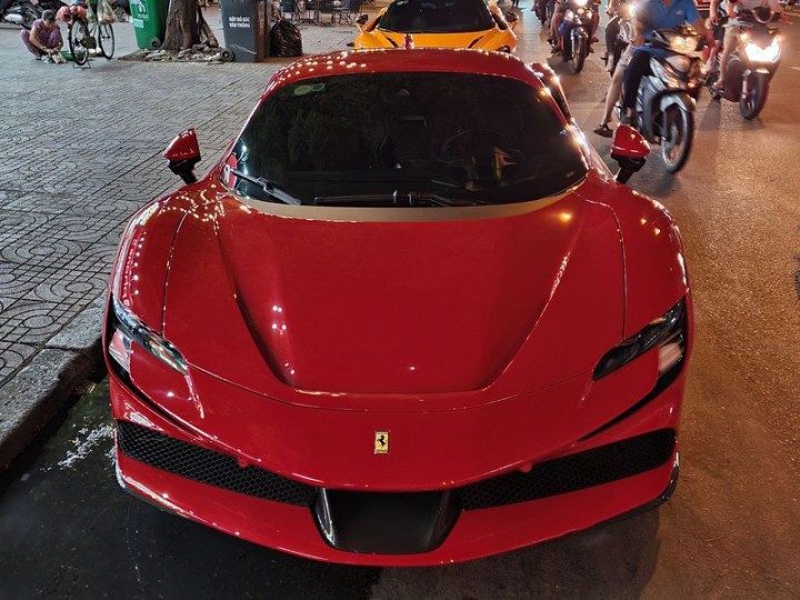 f 3